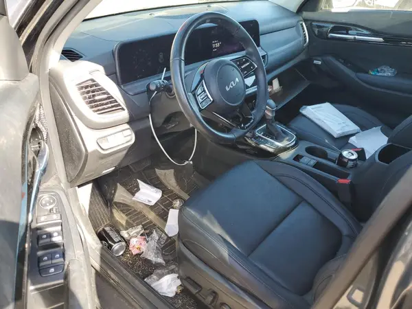 KNDETCA72R7571522 2024 KIA SELTOS - Image 8