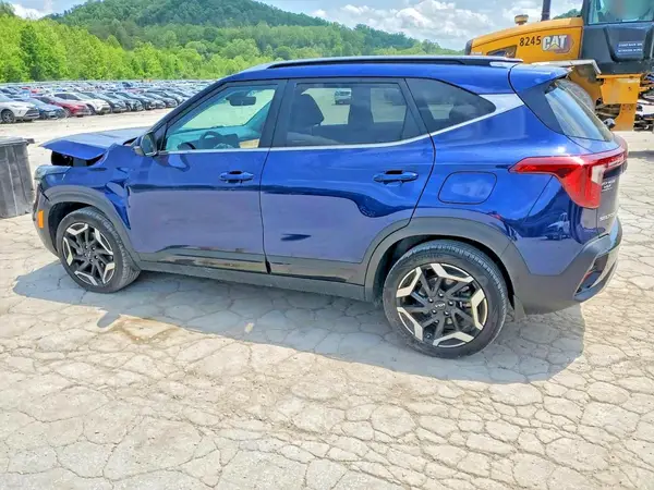 KNDETCA72R7611632 2024 KIA SELTOS - Image 2