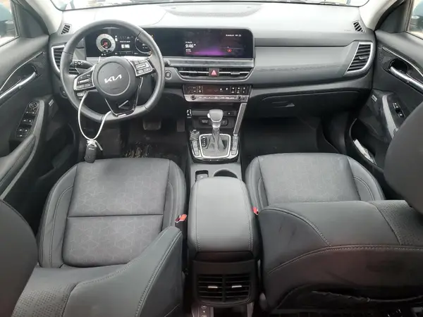 KNDETCA73R7474300 2024 KIA SELTOS - Image 8
