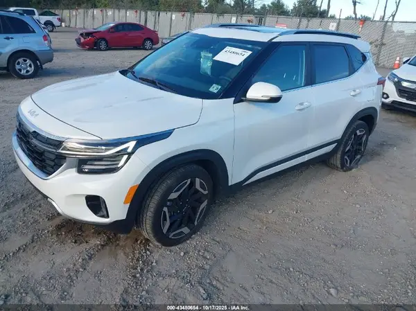 KNDETCA73R7500538 2024 KIA SELTOS - Image 2