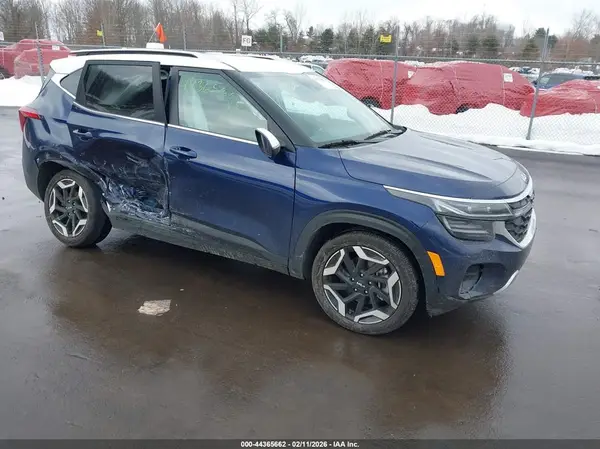 KNDETCA73R7556365 2024 KIA SELTOS - Image 1