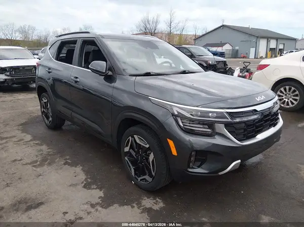 KNDETCA73R7579306 2024 KIA SELTOS - Image 1