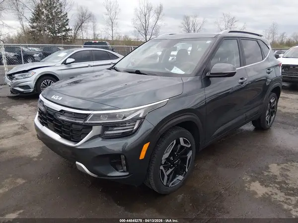KNDETCA73R7579306 2024 KIA SELTOS - Image 2