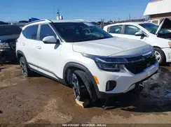 KNDETCA73R7581184 2024 KIA SELTOS