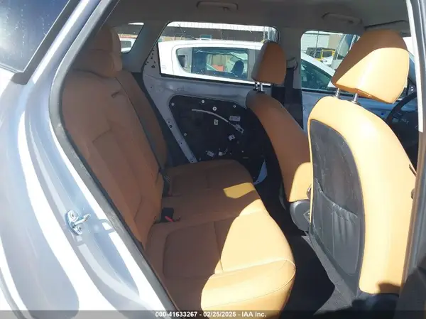 KNDETCA73R7581184 2024 KIA SELTOS - Image 8