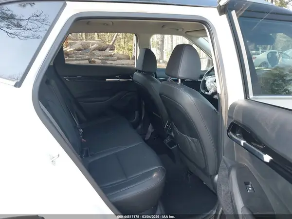 KNDETCA73R7600977 2024 KIA SELTOS - Image 8