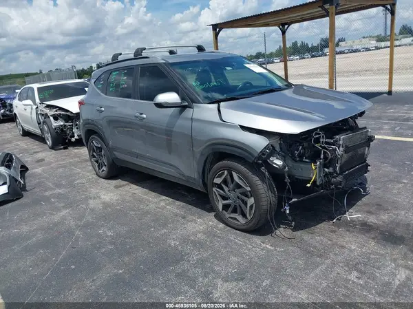 KNDETCA73R7612434 2024 KIA SELTOS - Image 1