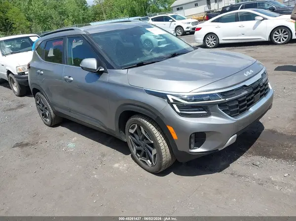 KNDETCA74R7498492 2024 KIA SELTOS - Image 1
