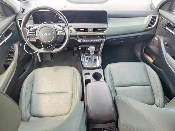 KNDETCA74R7499318 2024 KIA SELTOS - Image 8
