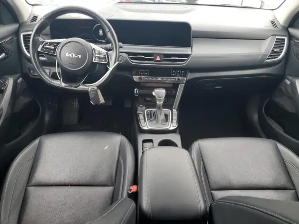KNDETCA74R7503609 2024 KIA SELTOS - Image 8