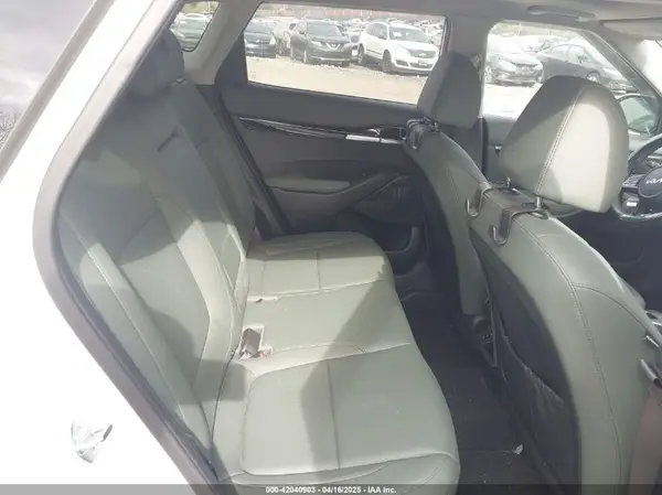 KNDETCA74R7505179 2024 KIA SELTOS - Image 8