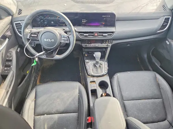 KNDETCA74S7679534 2025 KIA SELTOS - Image 8