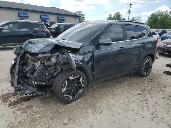 KNDETCA75R7493995 2024 KIA SELTOS - Image 1