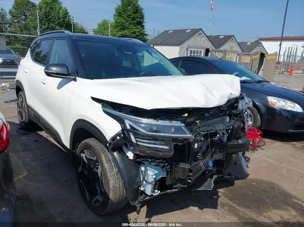 KNDETCA75R7588007 2024 KIA SELTOS - Image 1