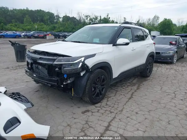 KNDETCA75R7650716 2024 KIA SELTOS - Image 2