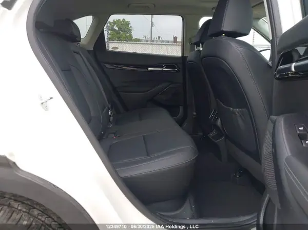 KNDETCA75R7650716 2024 KIA SELTOS - Image 8