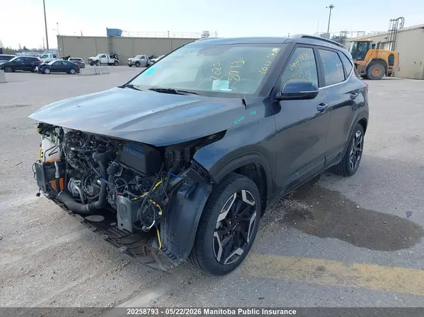 KNDETCA75S7782770 2025 KIA SELTOS - Image 2