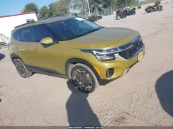 KNDETCA76R7536045 2024 KIA SELTOS
