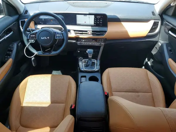 KNDETCA76R7561771 2024 KIA SELTOS - Image 8
