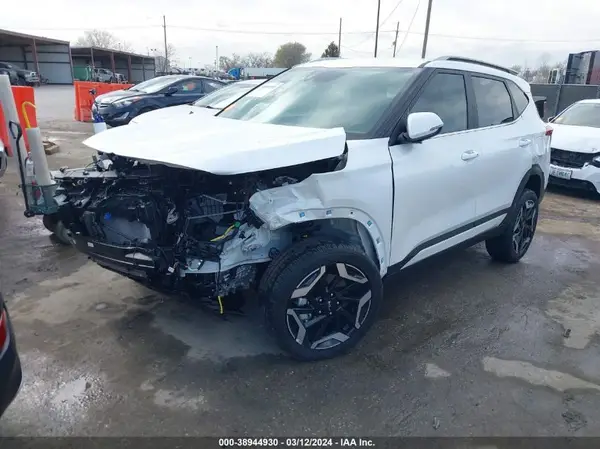 KNDETCA76R7579218 2024 KIA SELTOS - Image 2
