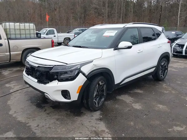 KNDETCA76R7591305 2024 KIA SELTOS - Image 2