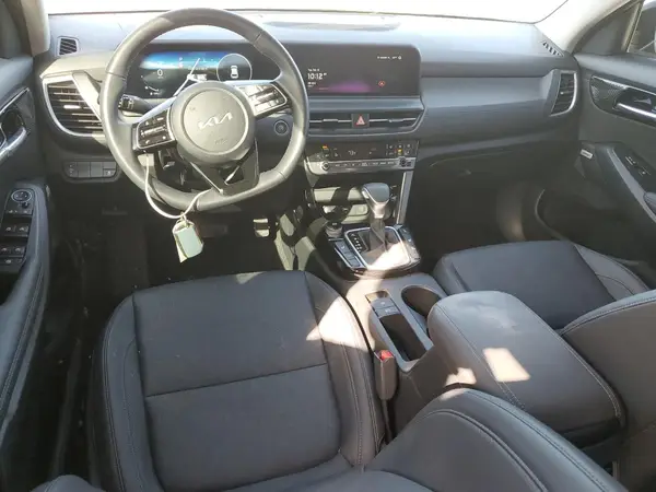 KNDETCA76R7603064 2024 KIA SELTOS - Image 8