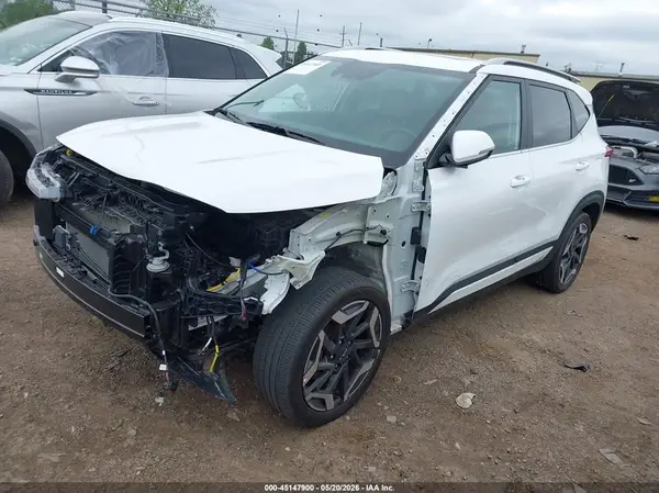 KNDETCA76R7634704 2024 KIA SELTOS - Image 2