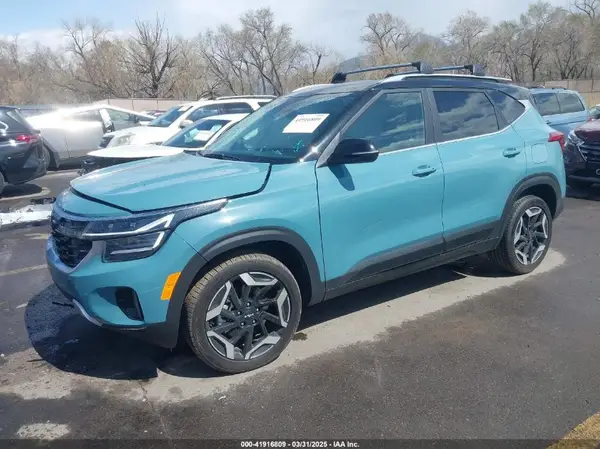 KNDETCA76S7691877 2025 KIA SELTOS - Image 2
