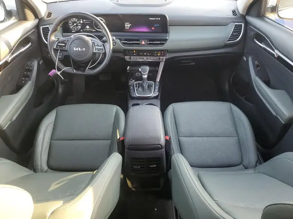 KNDETCA77R7475627 2024 KIA SELTOS - Image 8