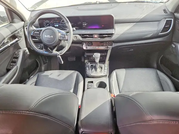 KNDETCA77R7490645 2024 KIA SELTOS - Image 8