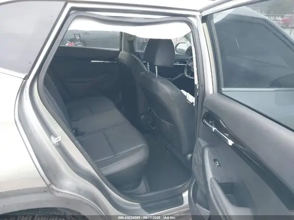 KNDETCA77R7501739 2024 KIA SELTOS - Image 8
