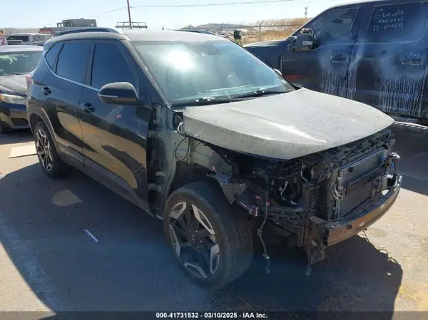 KNDETCA77R7532439 2024 KIA SELTOS - Image 1