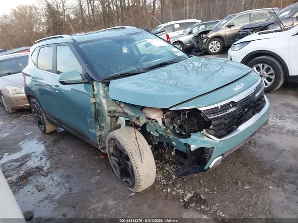 KNDETCA77R7538631 2024 KIA SELTOS - Image 1