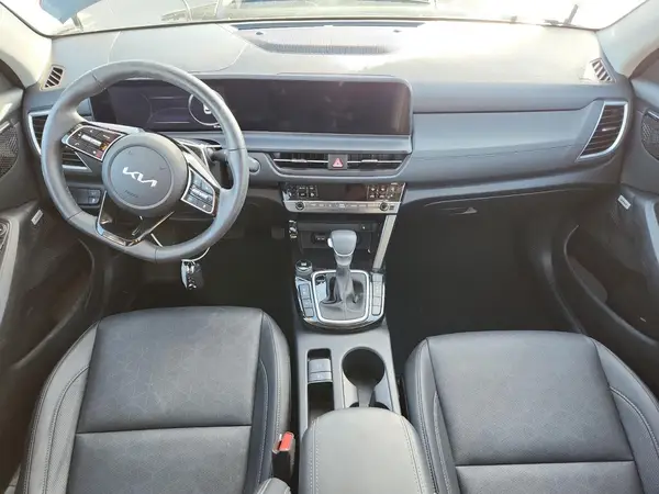 KNDETCA77R7576361 2024 KIA SELTOS - Image 8