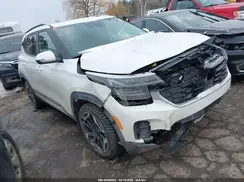 KNDETCA77R7658123 2024 KIA SELTOS