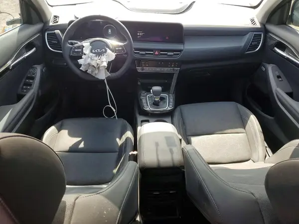 KNDETCA77T7906233 2026 KIA SELTOS - Image 8