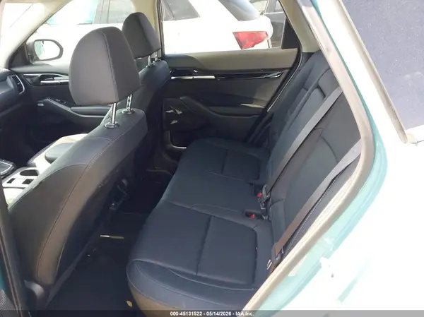 KNDETCA78R7498155 2024 KIA SELTOS - Image 8