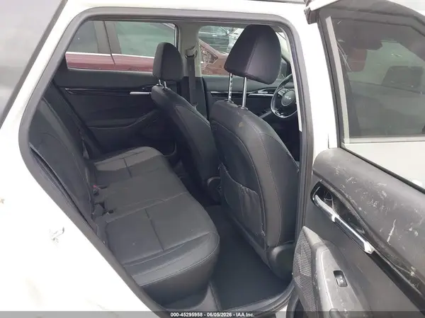 KNDETCA78R7585148 2024 KIA SELTOS - Image 8