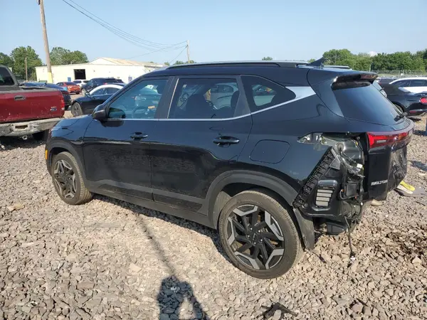 KNDETCA79R7516162 2024 KIA SELTOS - Image 2