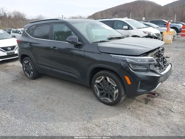 KNDETCA79R7585787 2024 KIA SELTOS - Image 1
