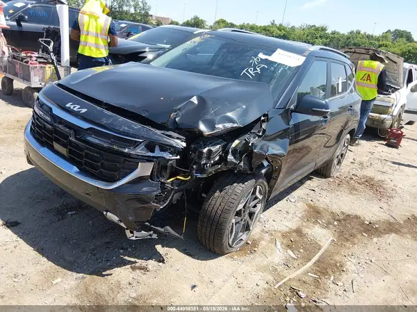 KNDETCA79R7605293 2024 KIA SELTOS - Image 2