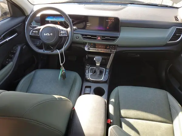 KNDETCA7XR7493684 2024 KIA SELTOS - Image 8