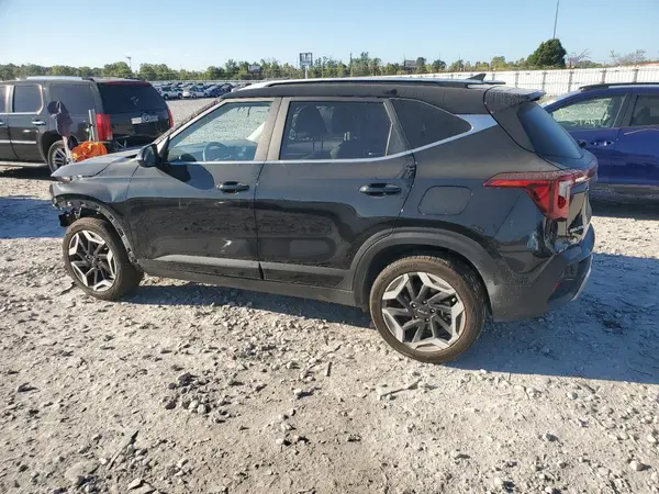 KNDETCA7XR7498738 2024 KIA SELTOS - Image 2