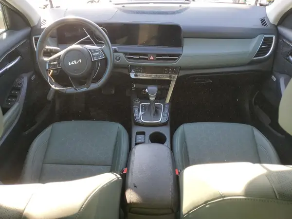 KNDETCA7XR7498738 2024 KIA SELTOS - Image 8