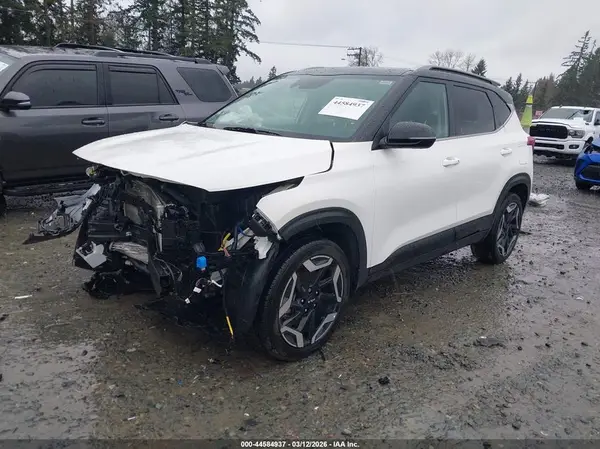 KNDETCA7XR7580548 2024 KIA SELTOS - Image 2