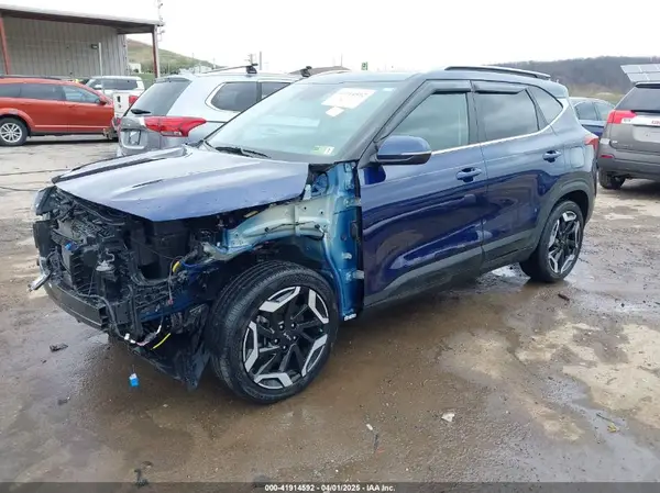 KNDETCA7XR7584602 2024 KIA SELTOS - Image 2