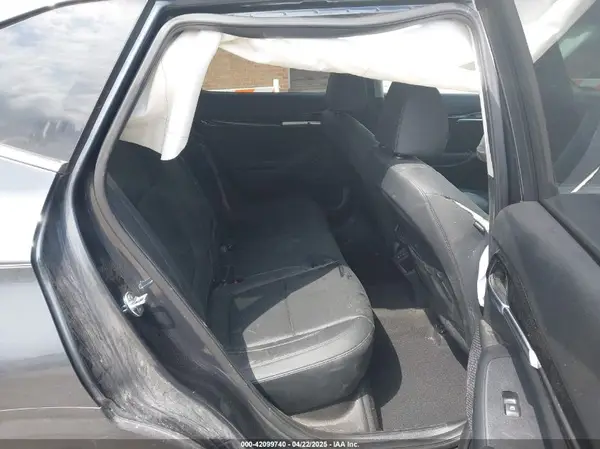 KNDETCA7XR7666541 2024 KIA SELTOS - Image 8