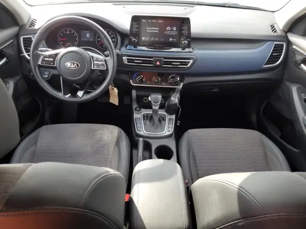 KNDEU2AA0M7169073 2021 KIA SELTOS - Image 8