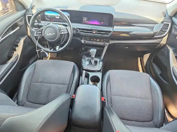 KNDEU2AA0R7631168 2024 KIA SELTOS - Image 8