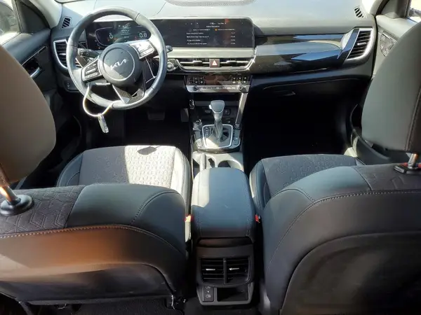 KNDEU2AA0S7735925 2025 KIA SELTOS - Image 8